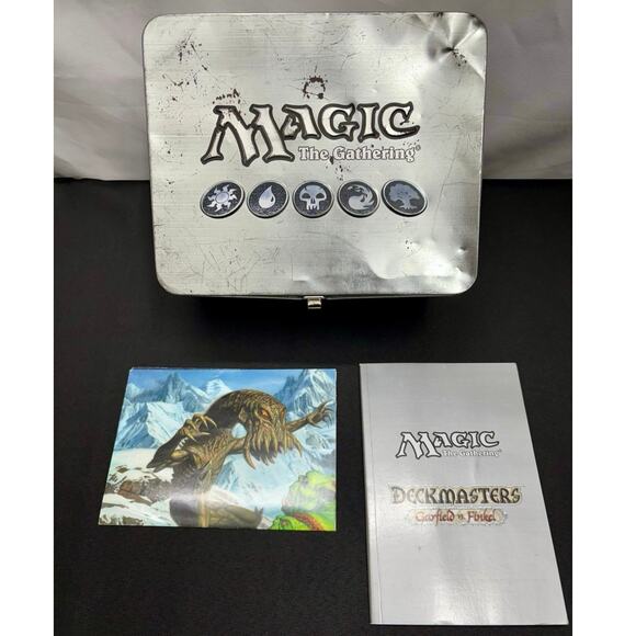 2001 WOTC MTG Deckmasters: Garfield Vs. Finkel DMGD Gift Box, Poster, & Booklet - Picture 1 of 16